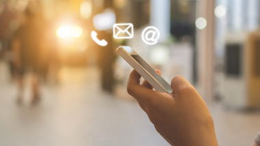 Telefon symboliserer kontakt