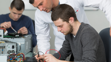 Undervisning i elektronik